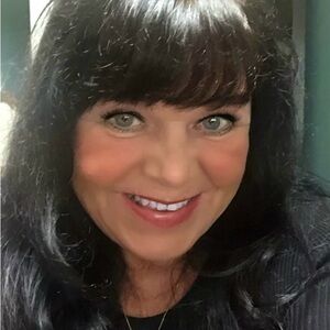 Meet your Posher, Alena